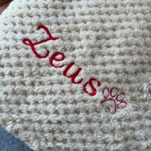 Personalised Pet Blanket - Custom Dog & Cat Blanket with Embroidered Name